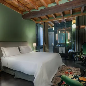 https://maison-borella.it-lombardy.com